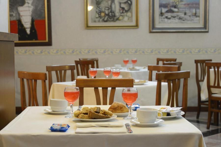 Hotel Europa Norcia Eksteriør billede